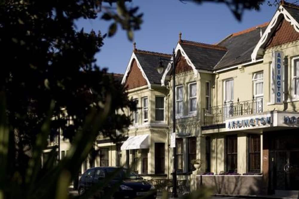 Ardington Hotel