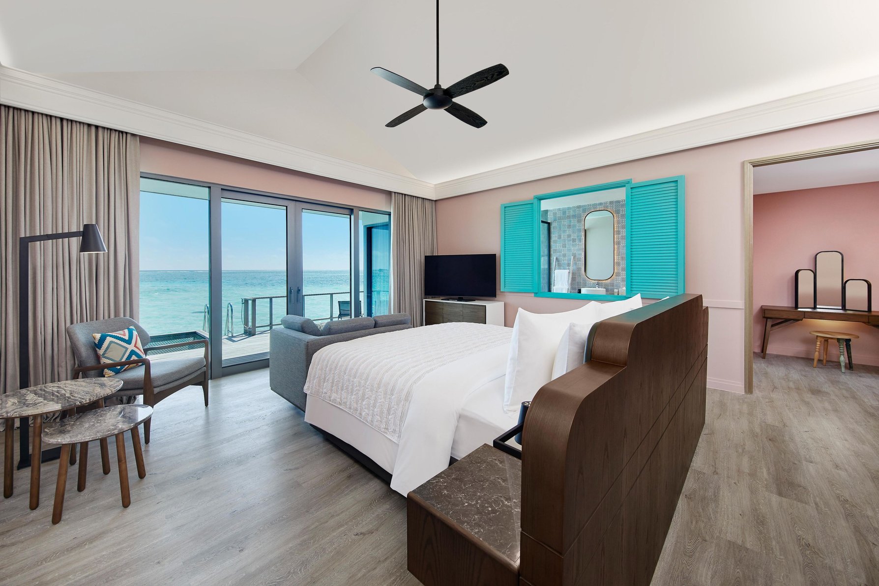Le Meridien Maldives Resort & Spa Room Type - Sunrise Overwater Villa, 1 Bedroom Villa, 1 King, Sunrise view, Ocean view