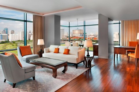John Jacob Astor - Living Area