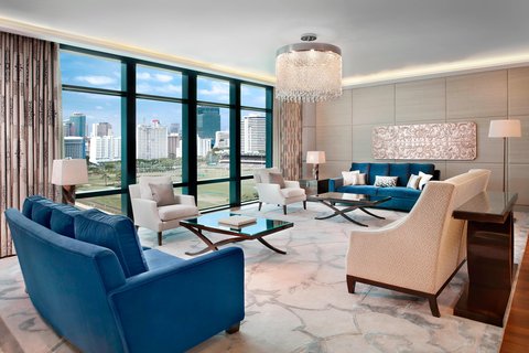 Royal Suite - Living Area