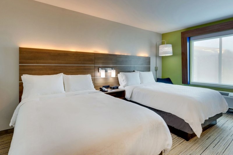 HOLIDAY INN EXP STES MANKATO E