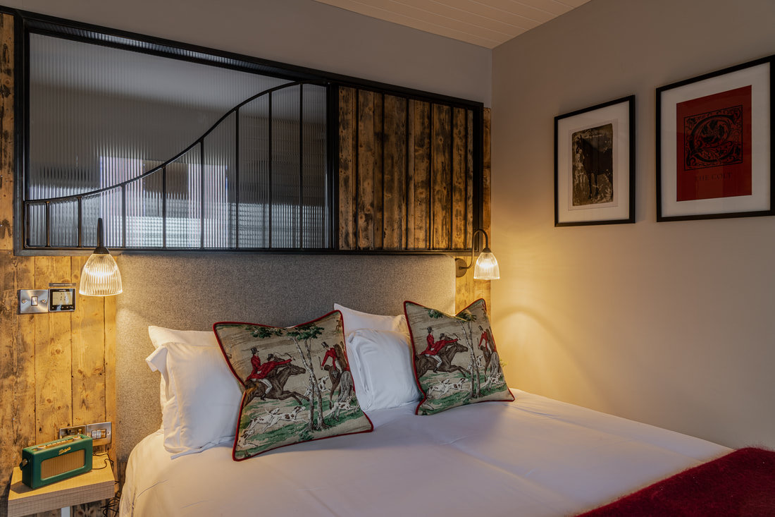 Hare & Hounds Hotel