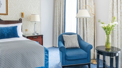 Classic room with balcony