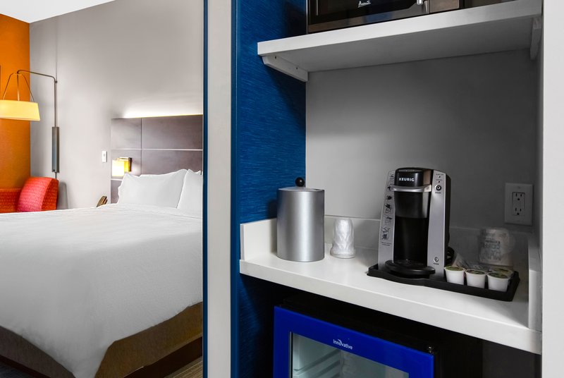PREMIUM 1 KING BED NON SMOKING