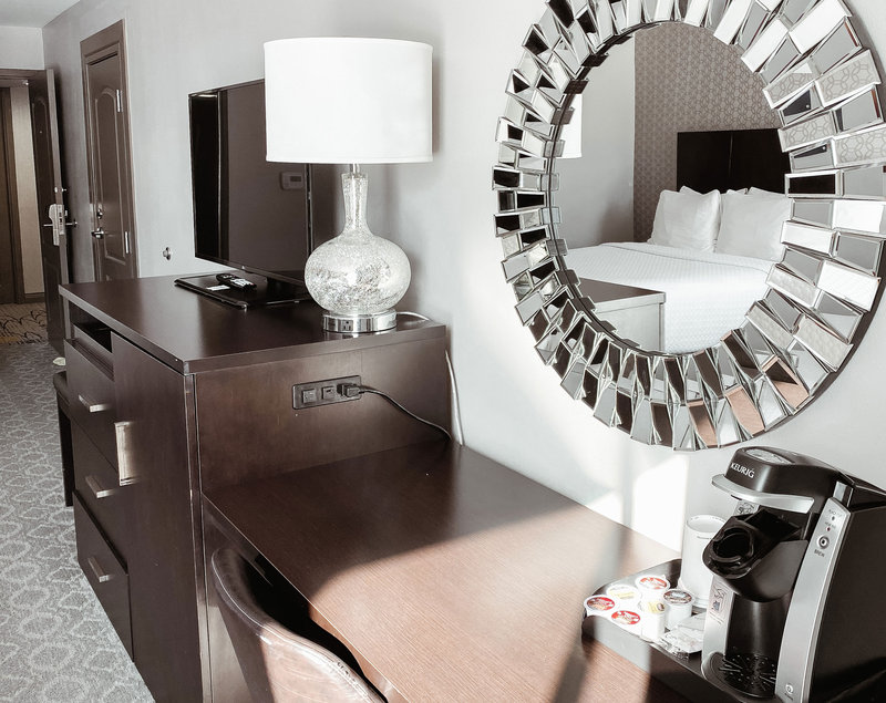 Crowne Plaza Chicago SW – Burr Ridge