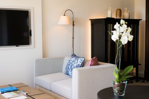 Sala de estar de la habitación Deluxe