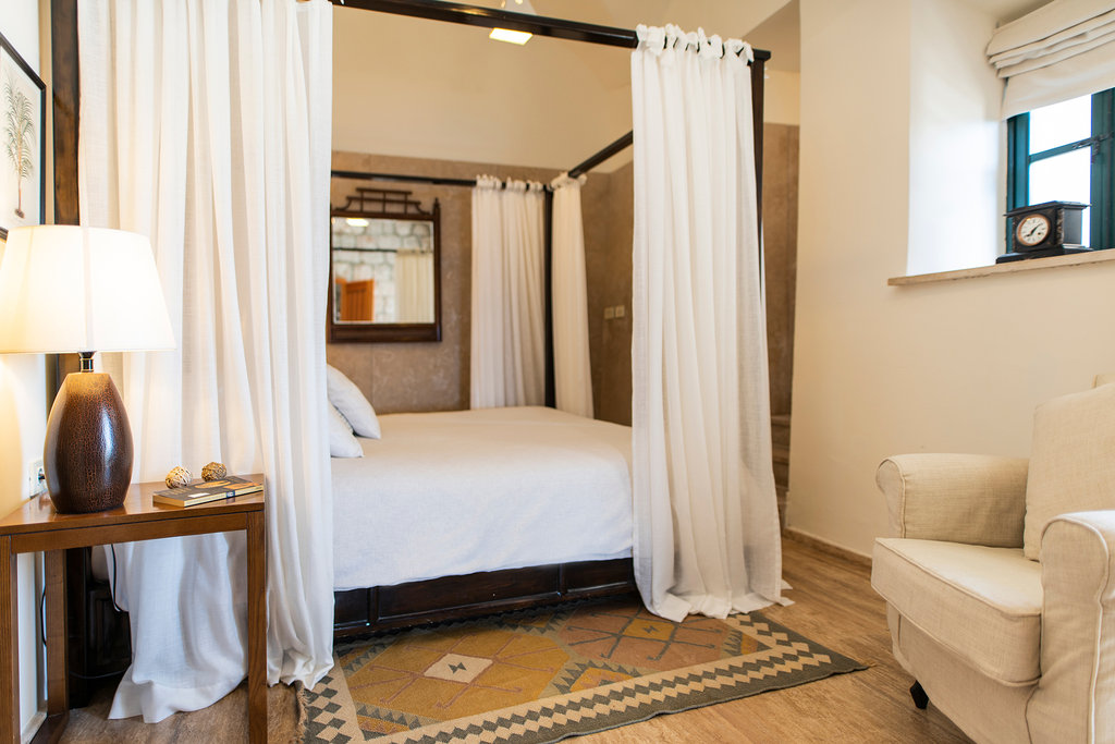 Guest photo
