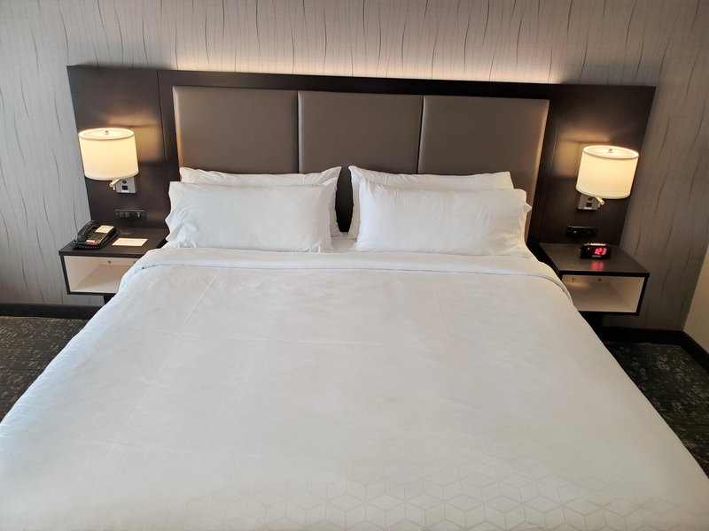 HOLIDAY INN EXP STES CHENEY