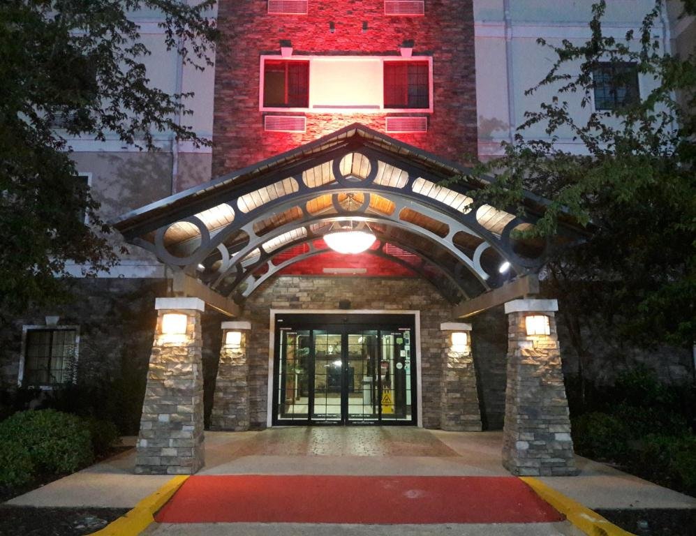 WeStay Suites Covington