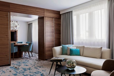 Park Suite Living & Dining Area
