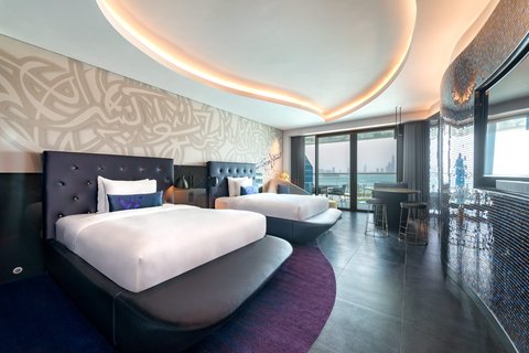 Mega Suite Twin Bedroom