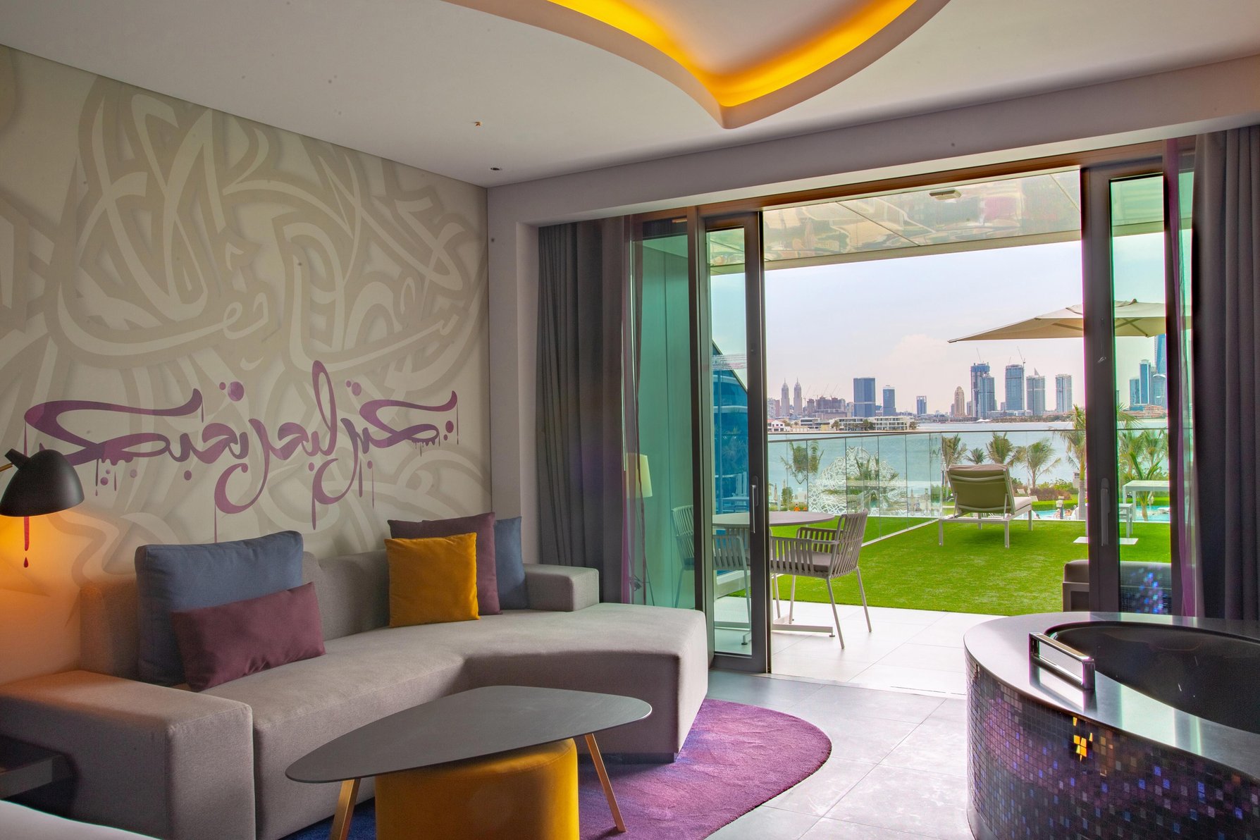 W Dubai - The Palm Room Type - Spectacular Terrace Room, Guest room, 1 King, Skyline view