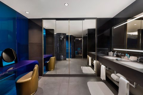 Mega Suite - Single Room - Bathroom