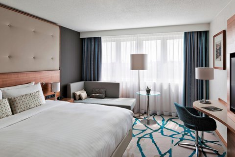 Deluxe Room King Bed