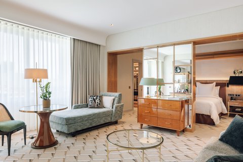 Four Seasons Junior Suite