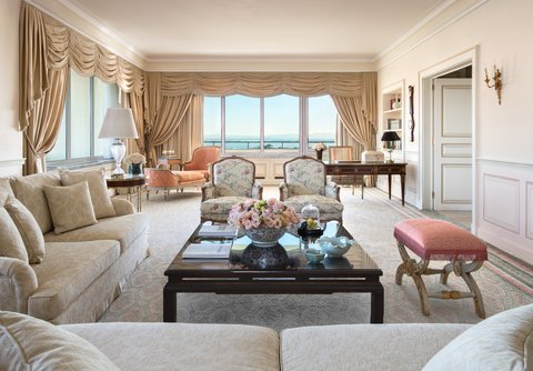 Presidential suite