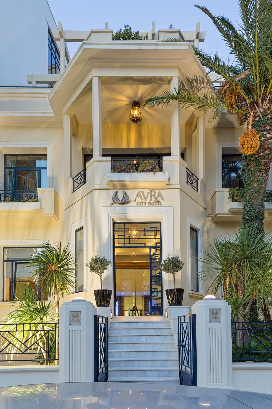 Avra City Hotel