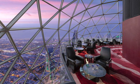 Riyadh Dining Asirlounge Eveing Wideview Apr