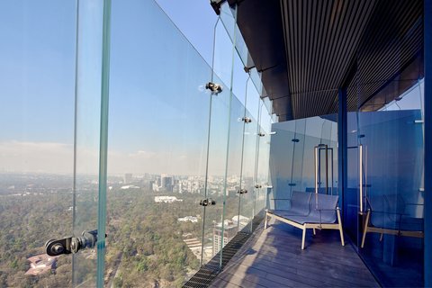 Queen/Queen Deluxe Terrace