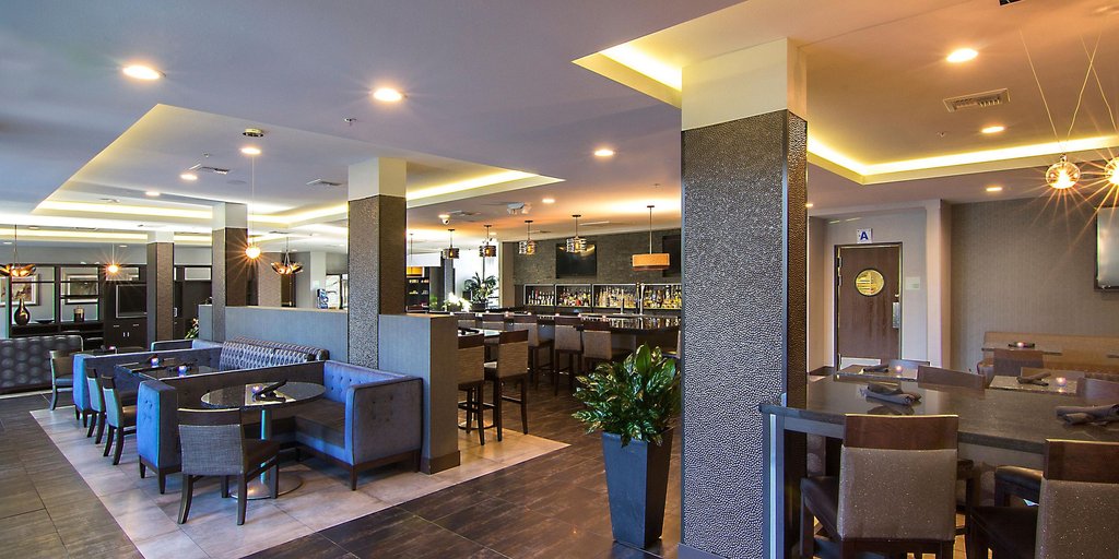 Enjoy our Full Service Restaurant, Stratus, located in Holiday Inn