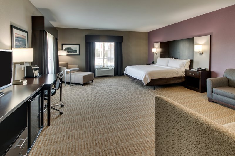 Holiday Inn Express Cheektowaga North East