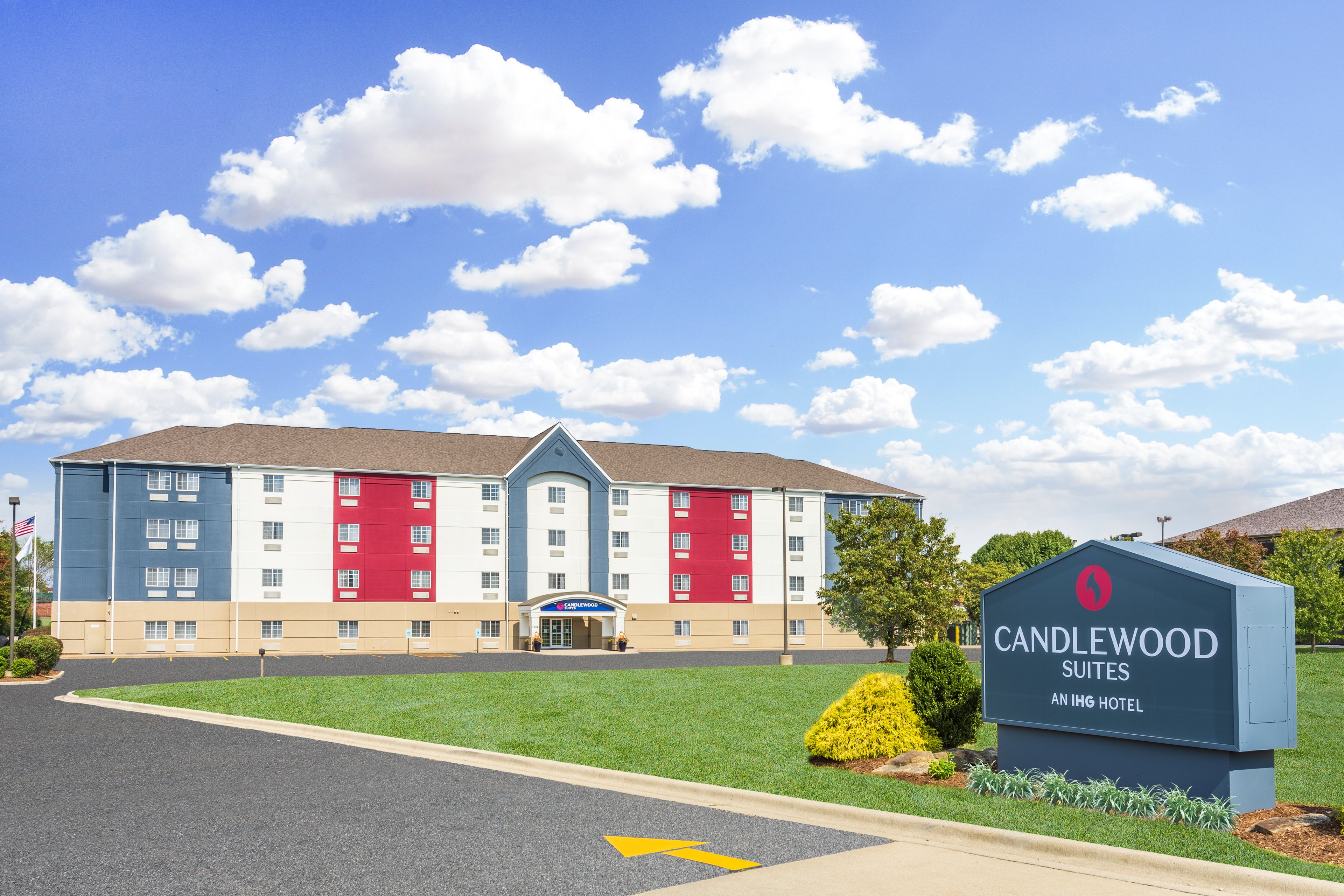 Candlewood Suites