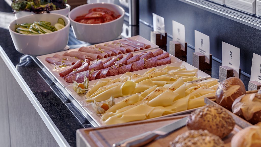 Help yourself to our delicious Breakfast Buffet