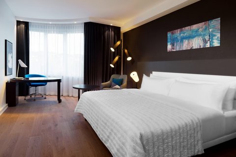 Executive Chic Guest Room
