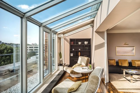 President Suite Conservatory