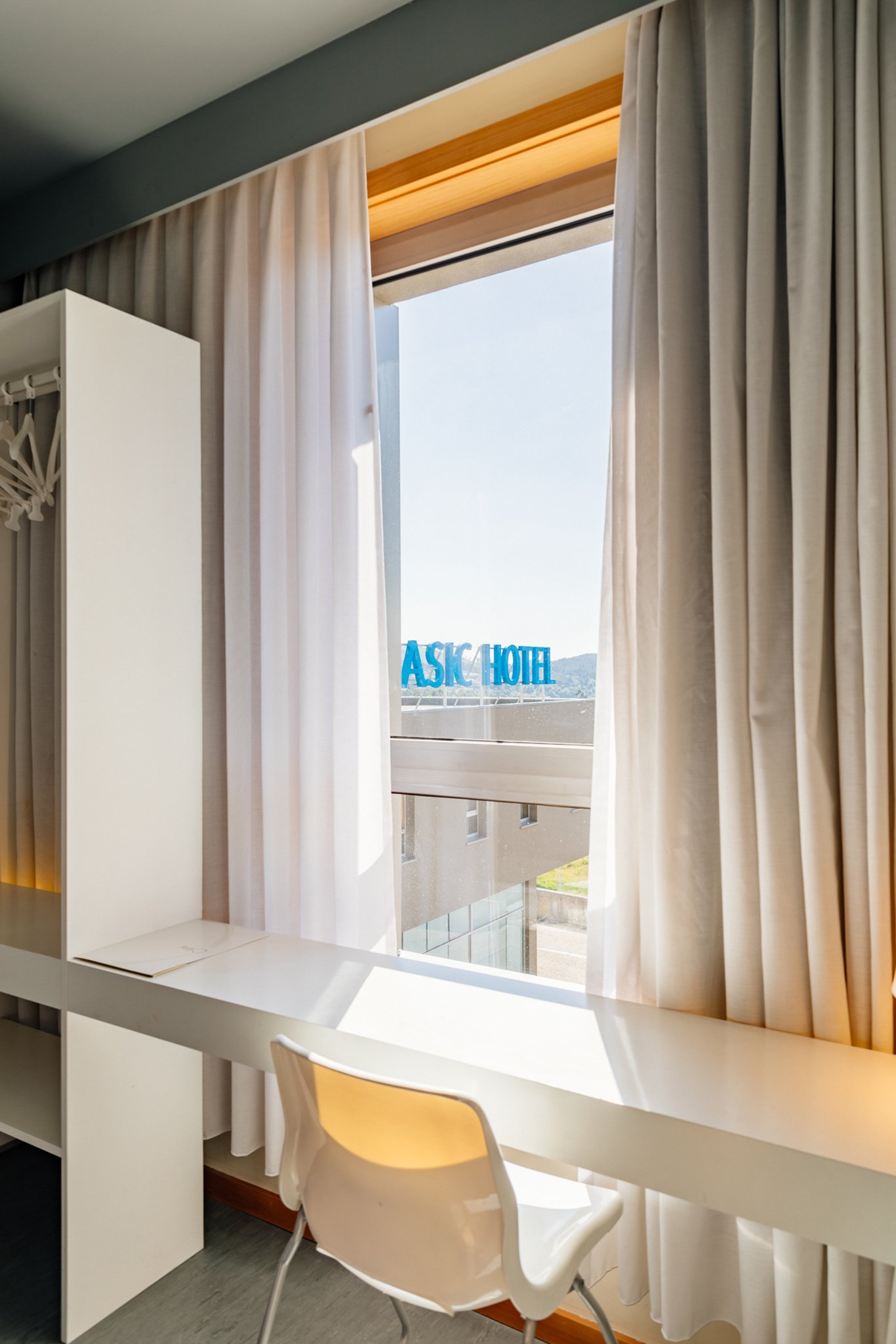 Basic Braga by Axis