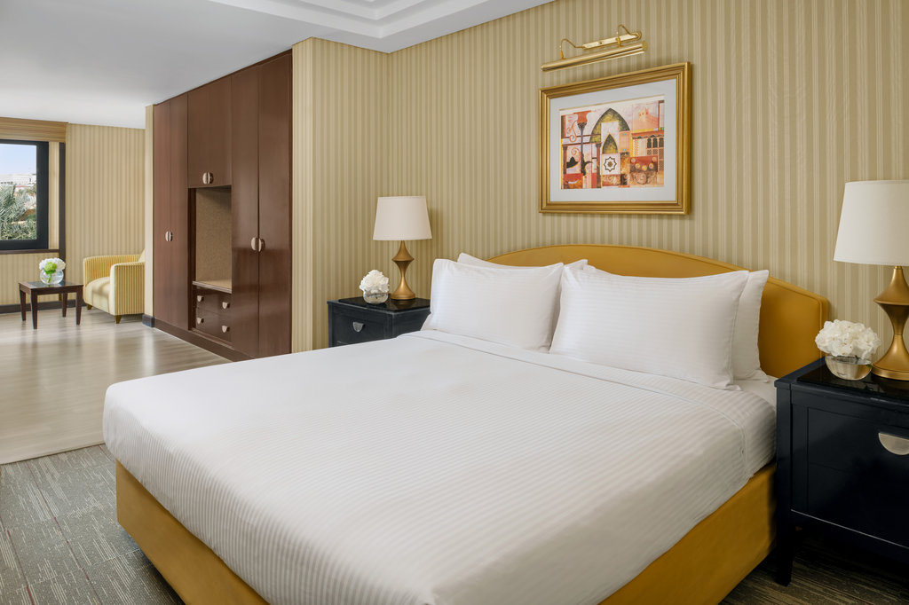 InterContinental Riyadh by IHG Room Type - Classic King Room - Smoking