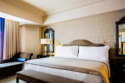 Prince de Galles Suite Saphir - Bedroom