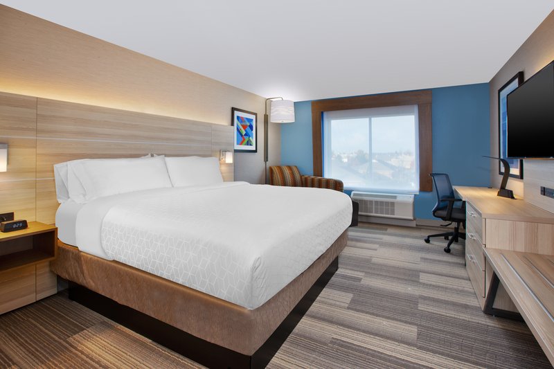 Holiday Inn Express and Suites Wooster