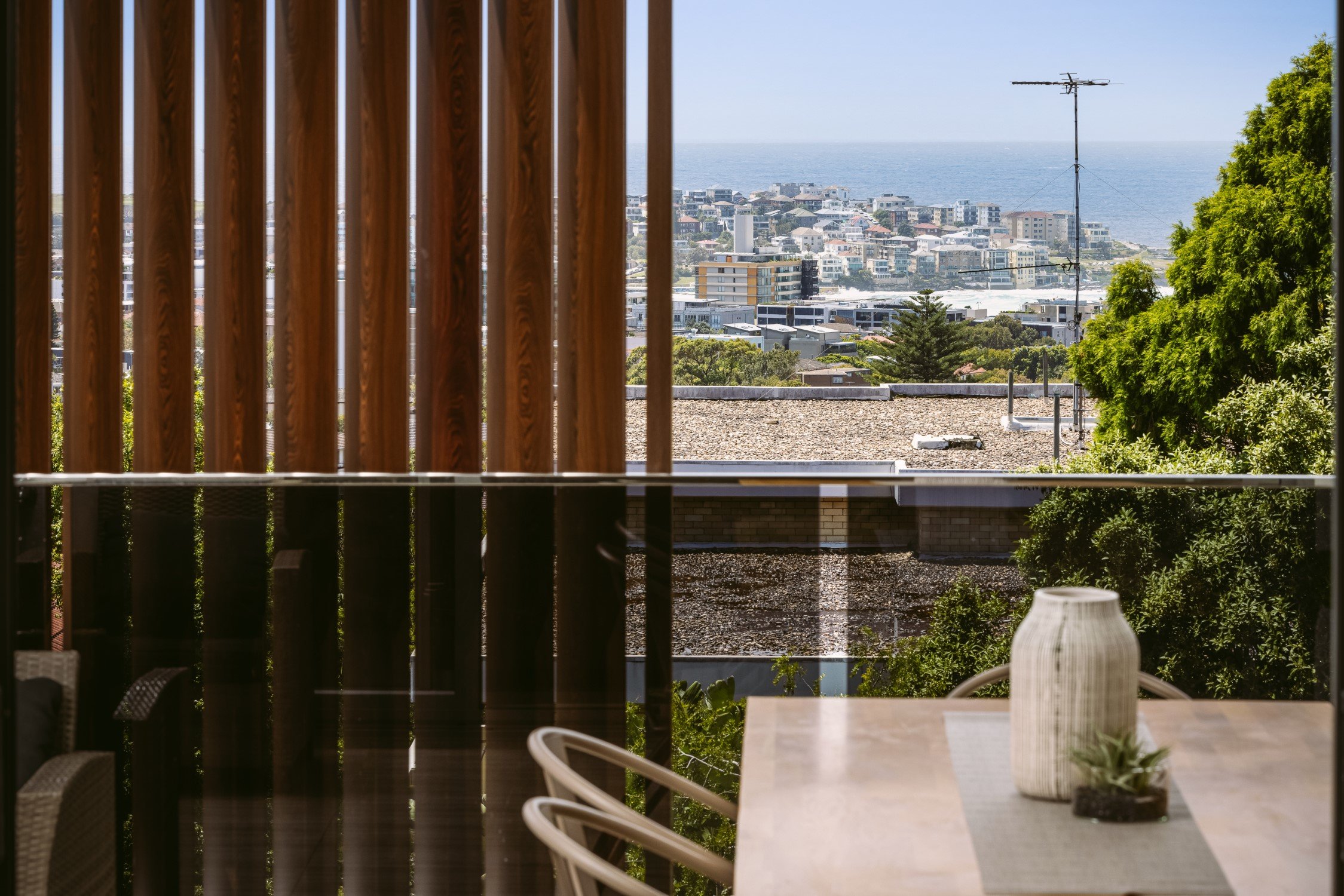 Urban Rest - Azure Apartments Bondi