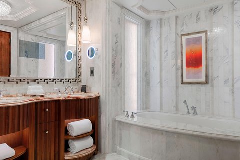 Superior Guest Bathroom