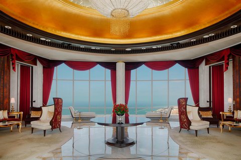 Sala Drawing de la Suite Grand Abu Dhabi