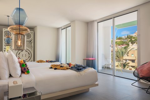 Wonderful Twin Guest Room