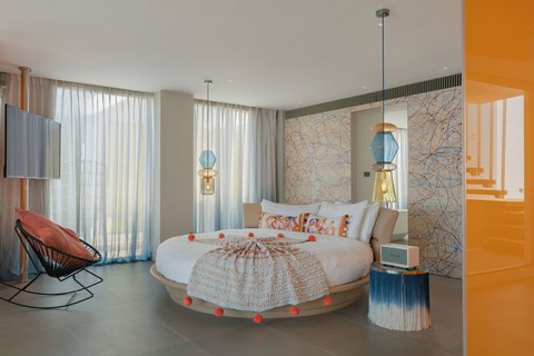 EWOW King Guest Room