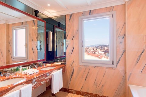 Suite Belvedere, baño