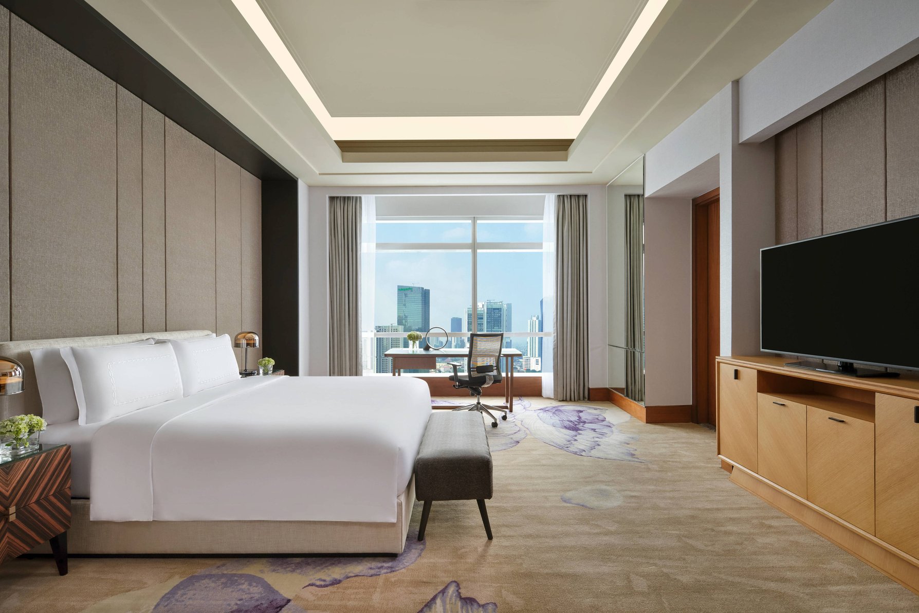 The Ritz-Carlton Jakarta, Pacific Place Room Type - Guest Room, Club lounge access, Guest room, 1 King, City view