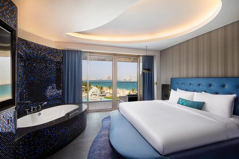 Mega Suite - Single Room - Skyline view