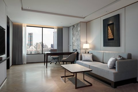 JW Suite - Living Area