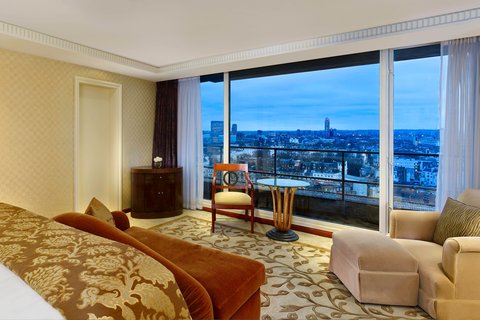 The Royal Suite - Master Bedroom with views