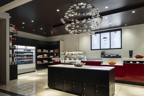 Breakfast at Illy Caffe