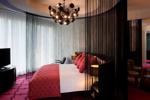 Suite WOW