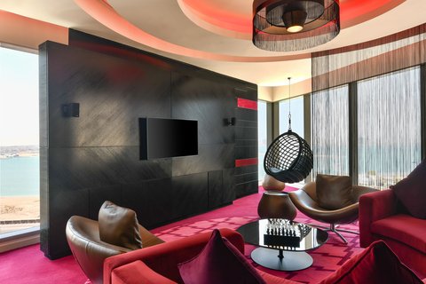 Suite WOW