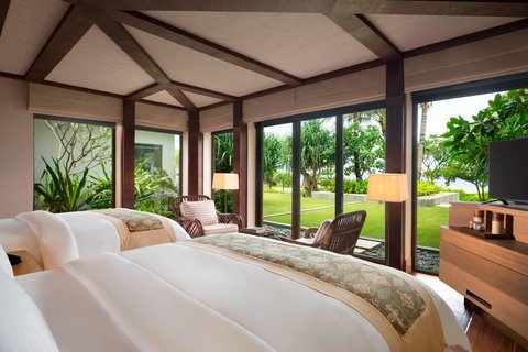 Bedroom of The Ritz-Carlton Oceanfront Villa