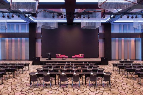 Gran Salón“ Disposición estilo aula