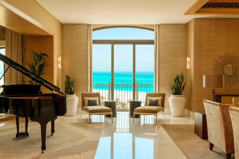 Royal Suite - Living Room