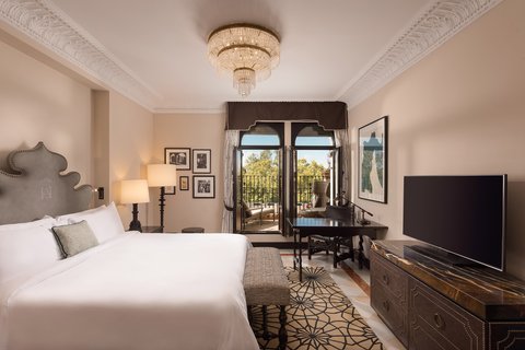King Grand Deluxe Guest Room - Terrace